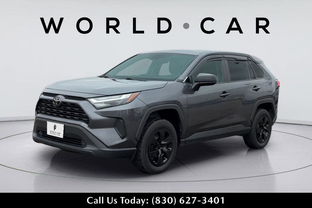 Used 2023 Toyota RAV4 LE image 4