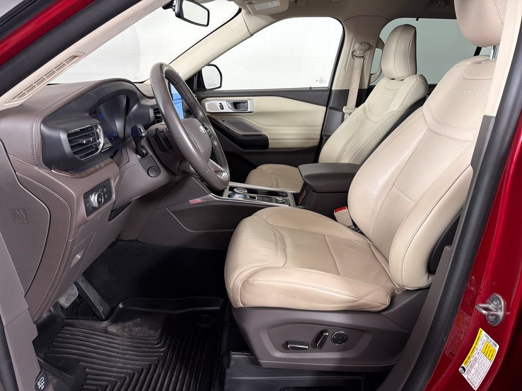 Certified 2020 Ford Explorer Platinum w/ Premium Technology Package AWD/4WD image 19