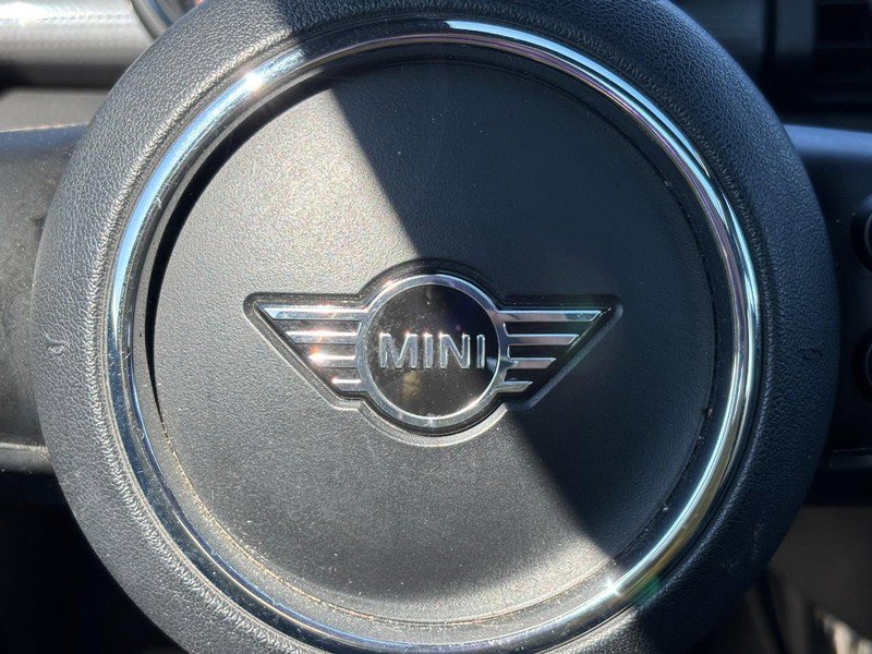 Used 2020 MINI Cooper 4-Door Hardtop image 19
