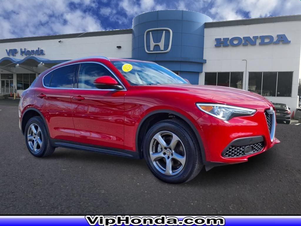 Used 2021 Alfa Romeo Stelvio Sprint AWD/4WD image 1