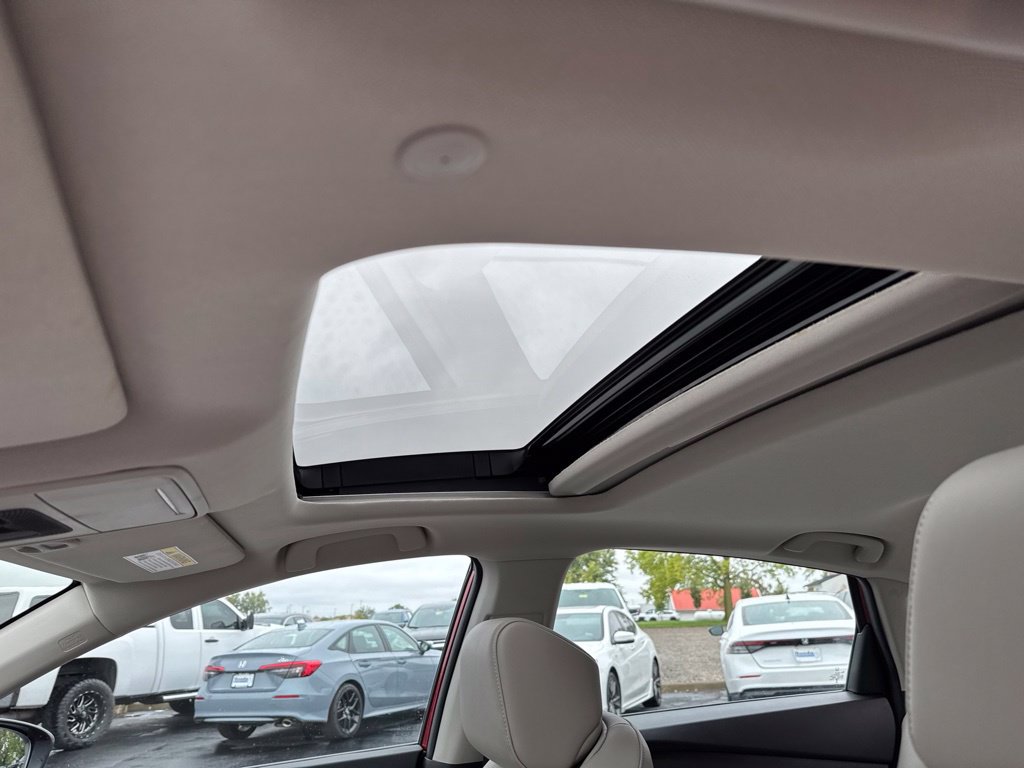 Certified 2025 Honda Accord EX-L image 29
