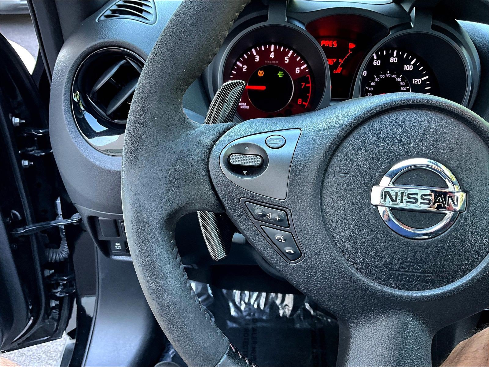 Used 2015 Nissan Juke NISMO RS AWD/4WD image 11