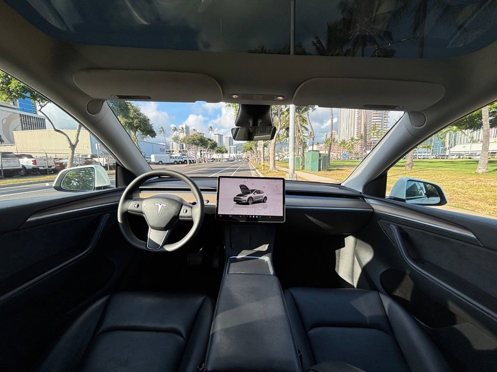 Used 2023 Tesla Model Y Long Range AWD/4WD image 12