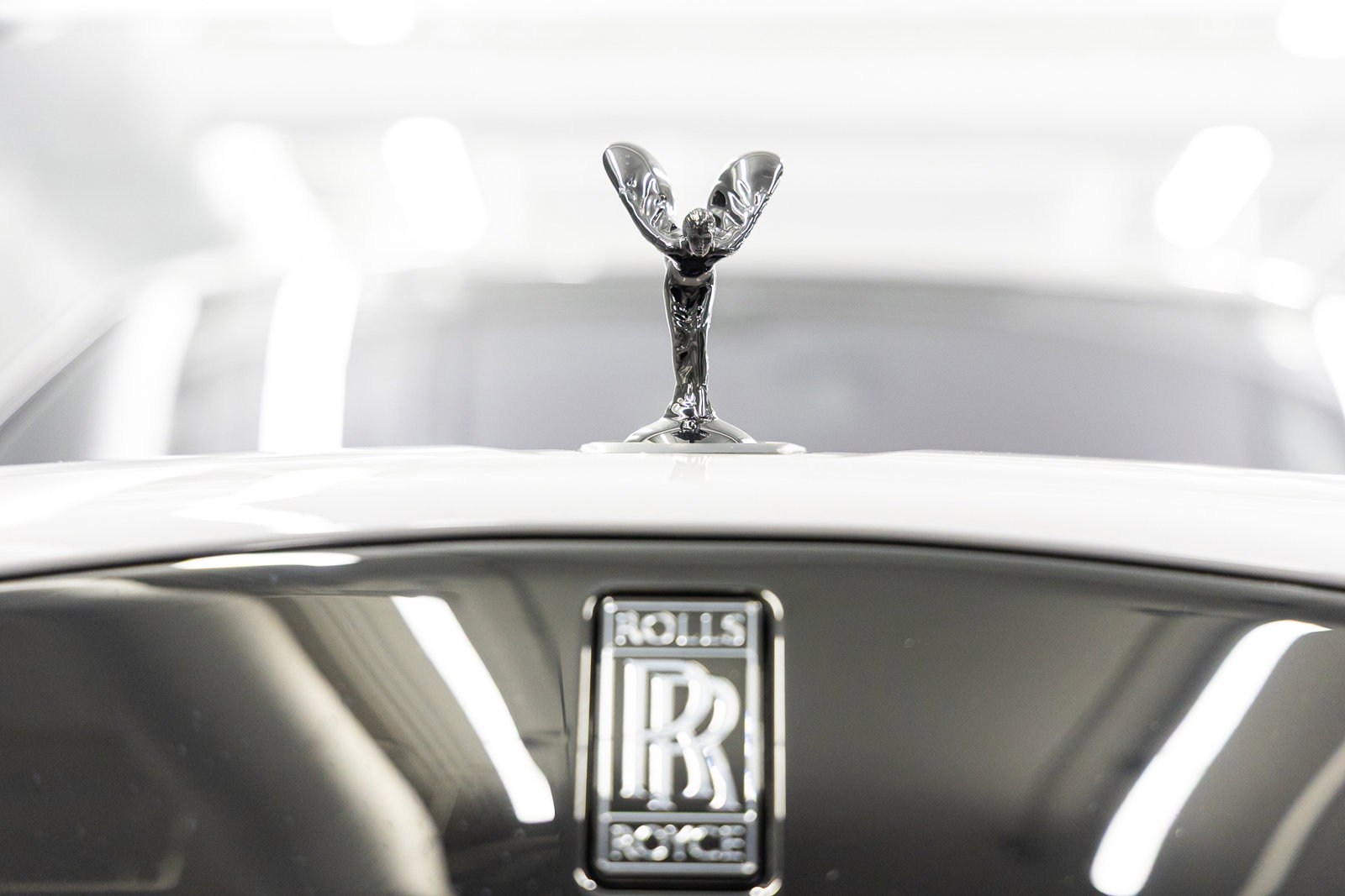 New 2026 Rolls-Royce Cullinan Black Badge image 11