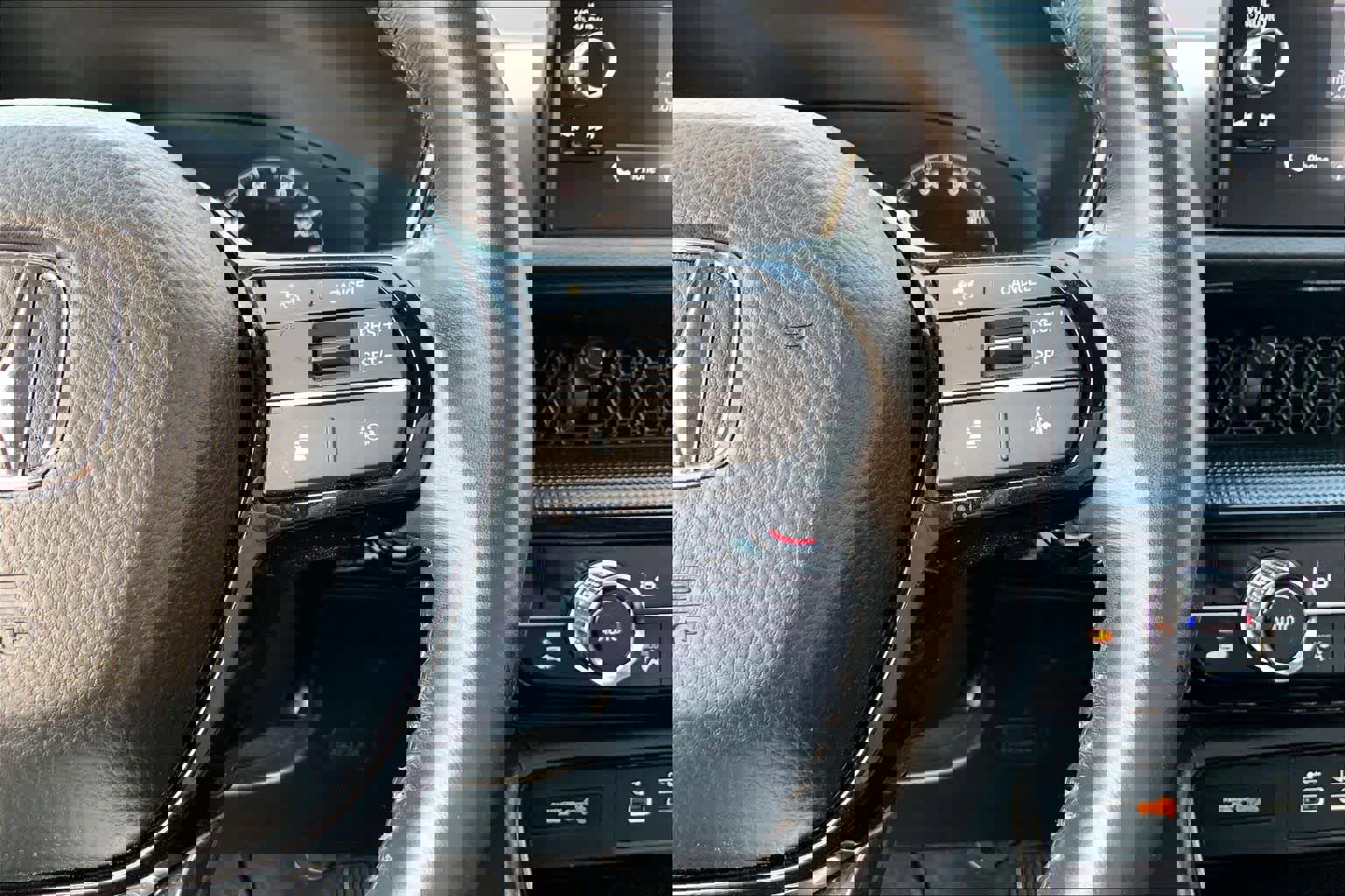 Used 2023 Honda CR-V EX-L image 24