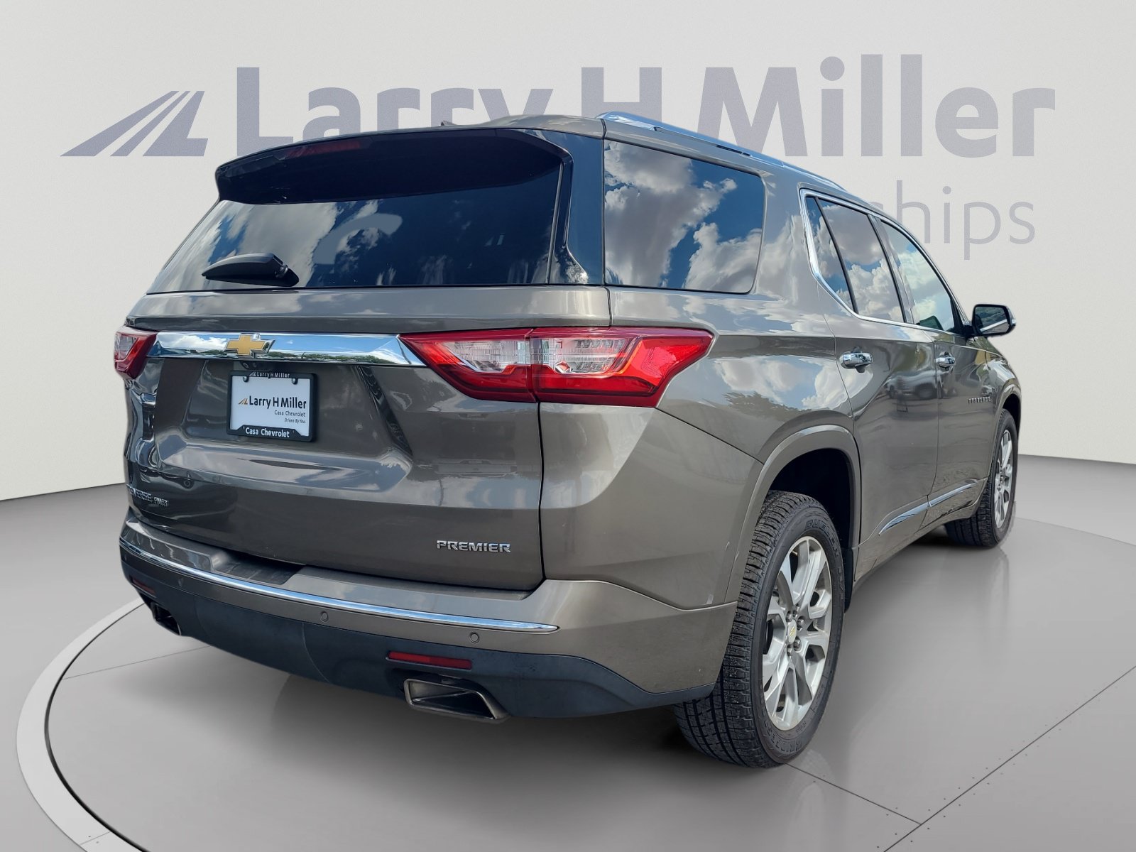 Used 2020 Chevrolet Traverse Premier AWD/4WD image 5