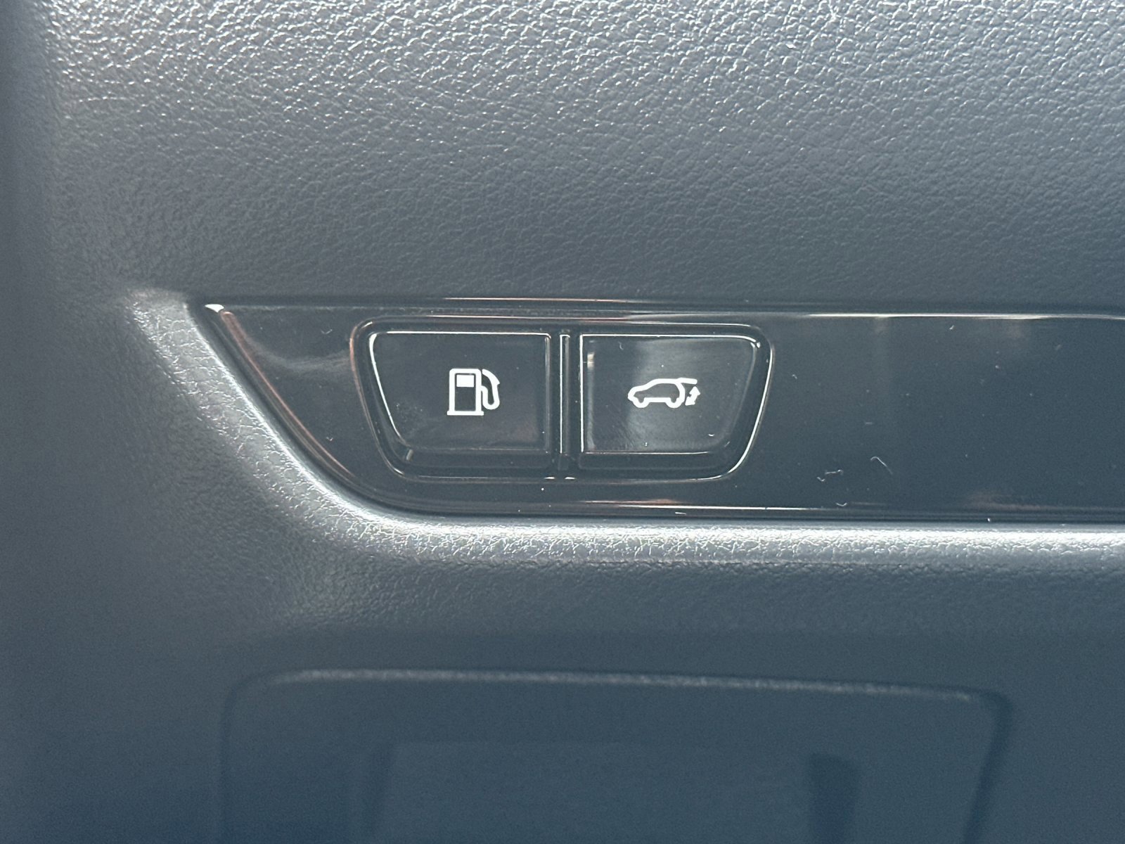 Used 2024 Lexus NX 350h AWD w/ Premium Package image 30