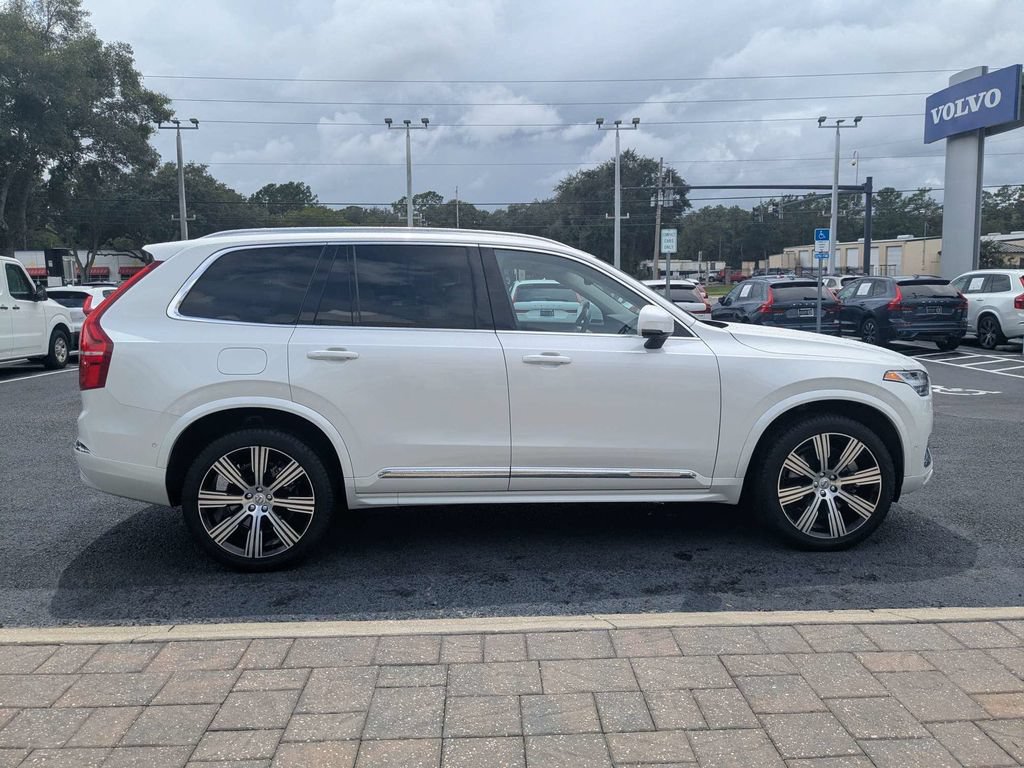 Certified 2023 Volvo XC90 T8 Plus AWD/4WD image 8