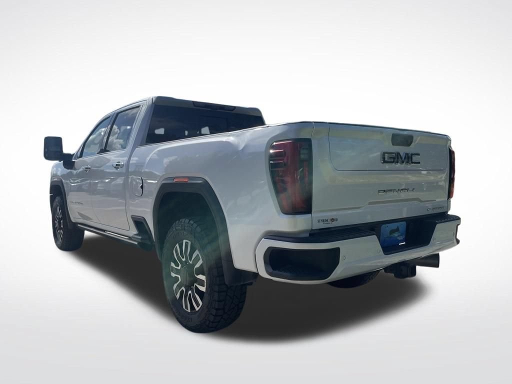 Used 2024 GMC Sierra 2500 Denali Ultimate AWD/4WD image 5