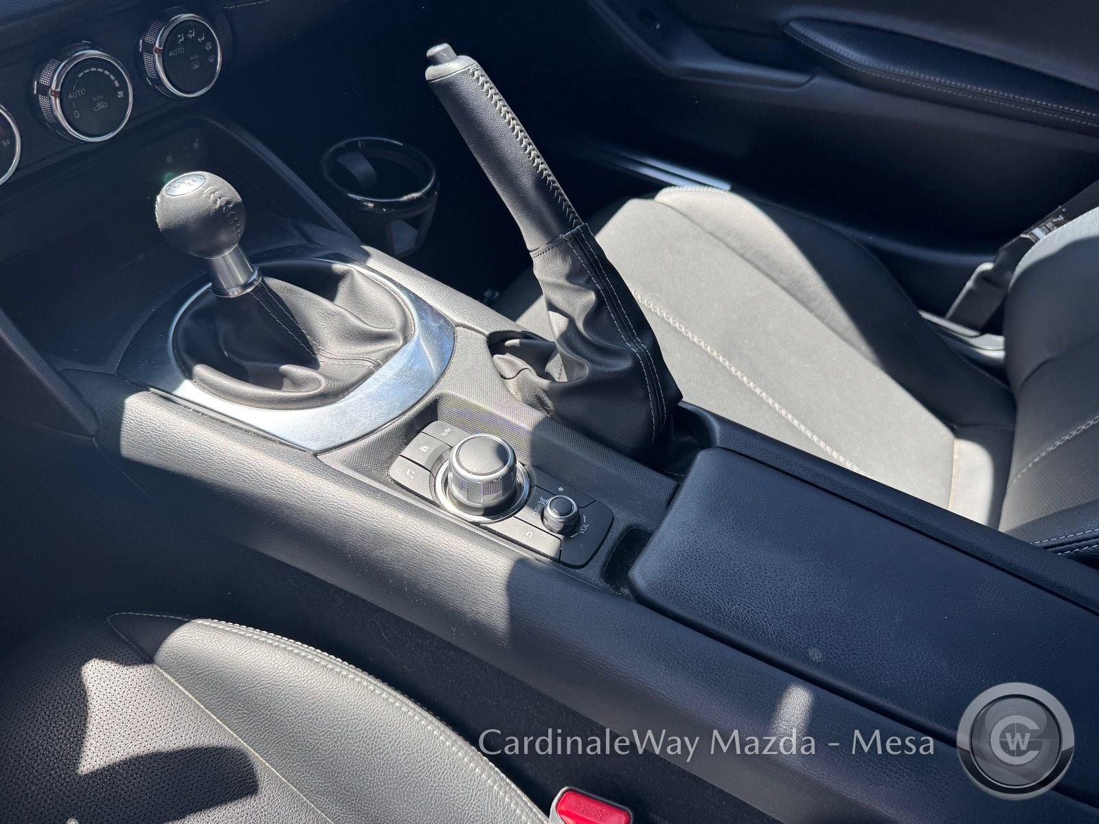 Used 2022 MAZDA MX-5 Miata Grand Touring RWD image 11