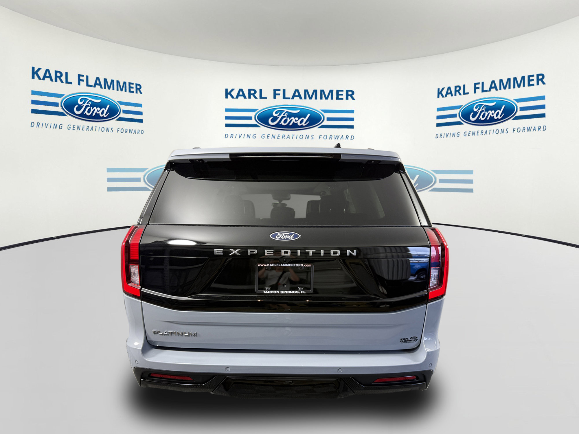 New 2027 Ford Expedition Platinum w/ Driver's Package RWD image 4