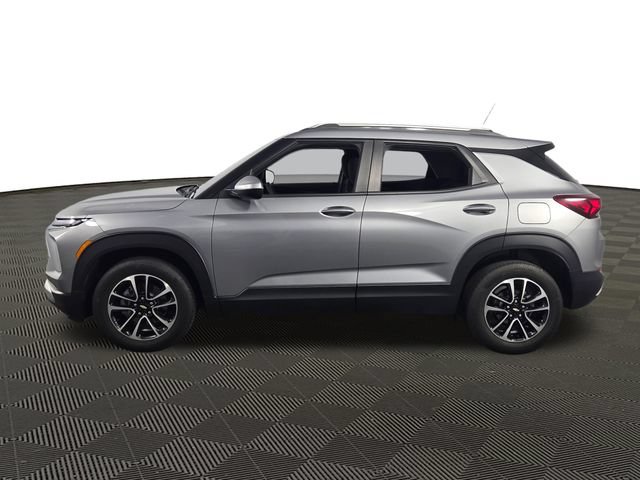 Used 2025 Chevrolet TrailBlazer LT w/ Convenience Package FWD image 5