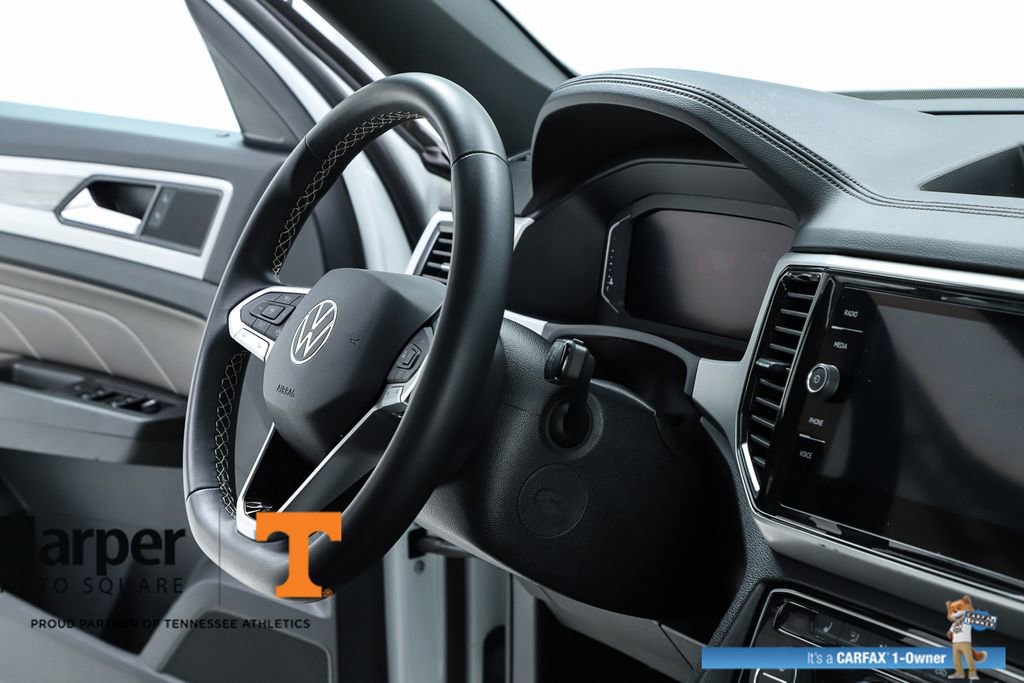 Used 2023 Volkswagen Atlas Cross Sport SE w/ Panoramic Sunroof Package FWD image 35