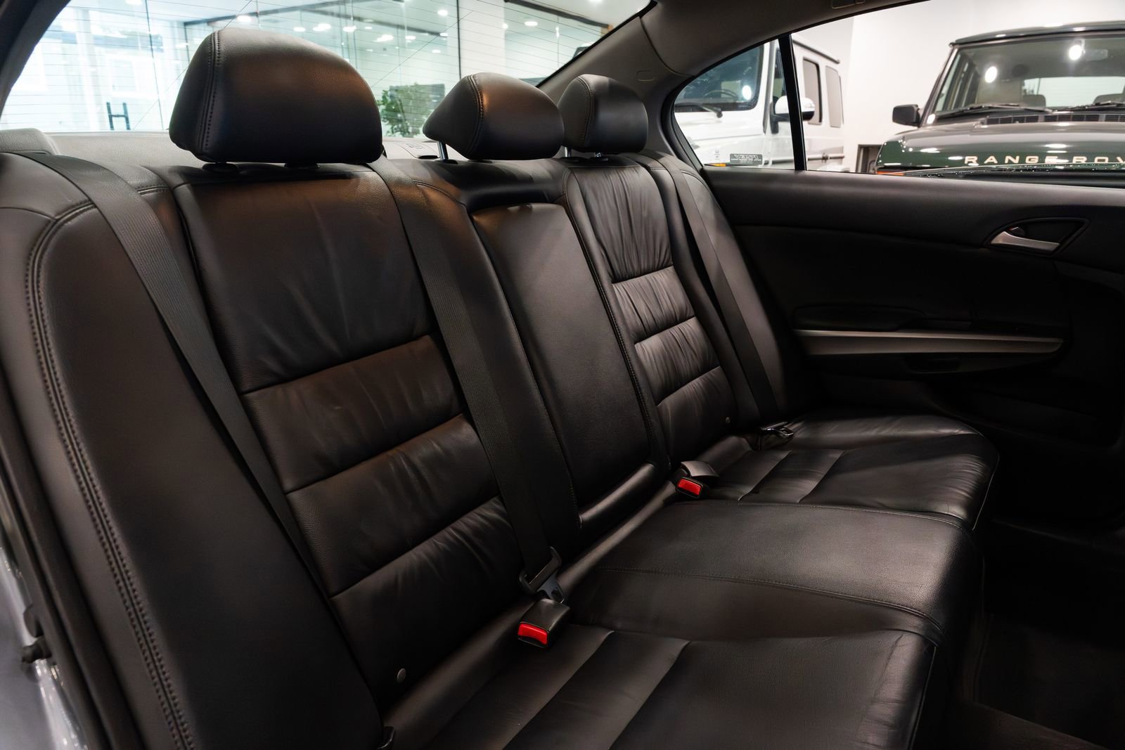 Used 2010 Honda Accord EX-L image 18
