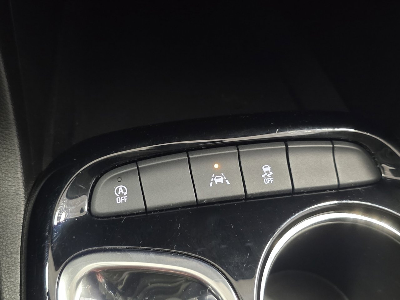 Used 2024 Buick Encore GX Avenir w/ Avenir Convenience Package image 29