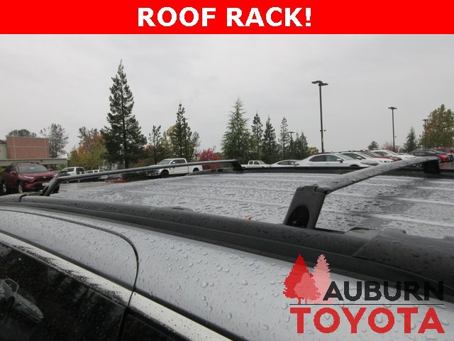 Used 2017 Chrysler Pacifica Touring-L image 10