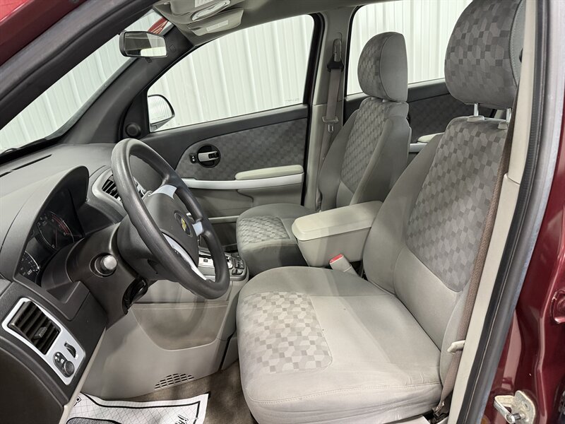 Used 2007 Chevrolet Equinox LS AWD/4WD image 7