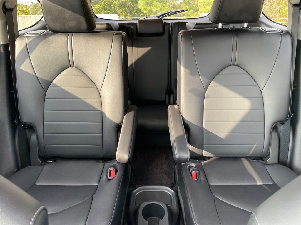 Used 2024 Toyota Highlander XLE image 22