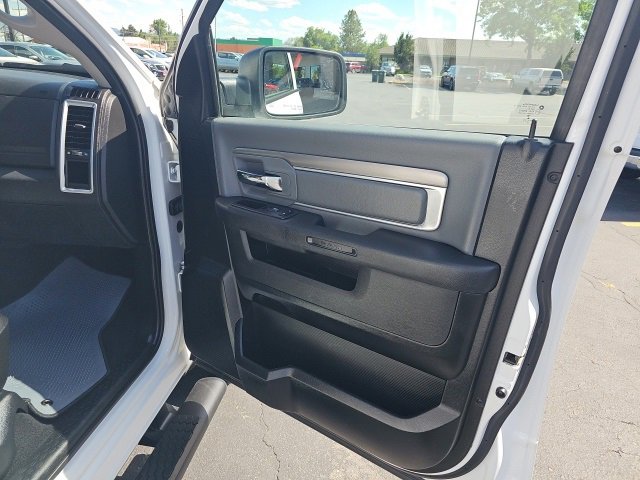 Used 2022 RAM 1500 Classic SLT w/ Electronics Convenience Group image 18