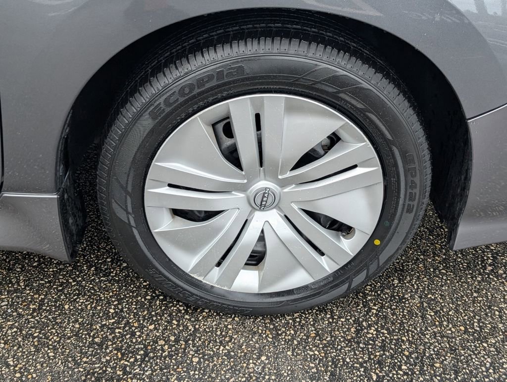 Used 2024 Nissan Leaf S image 19