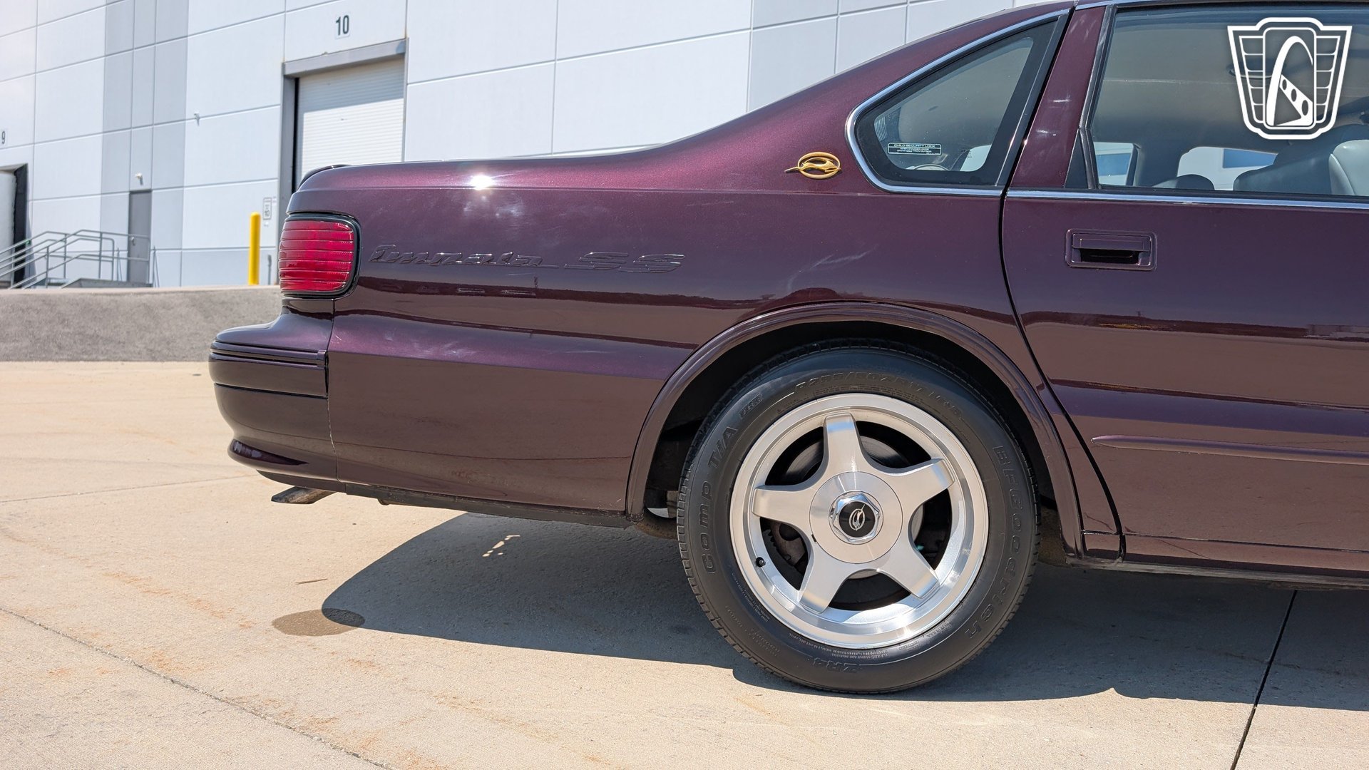 Used 1995 Chevrolet Impala SS RWD image 37