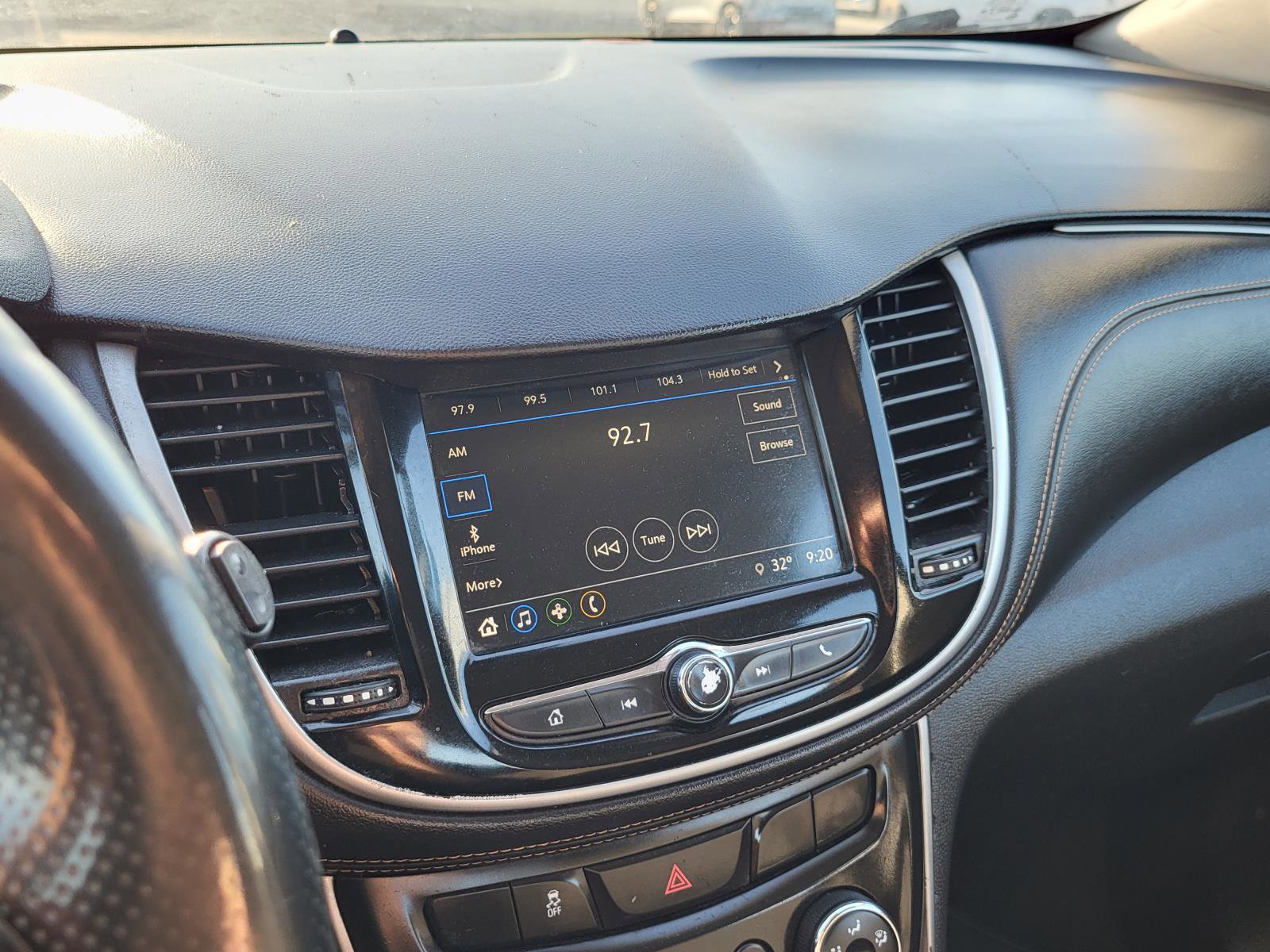 Used 2018 Chevrolet Trax LS image 27