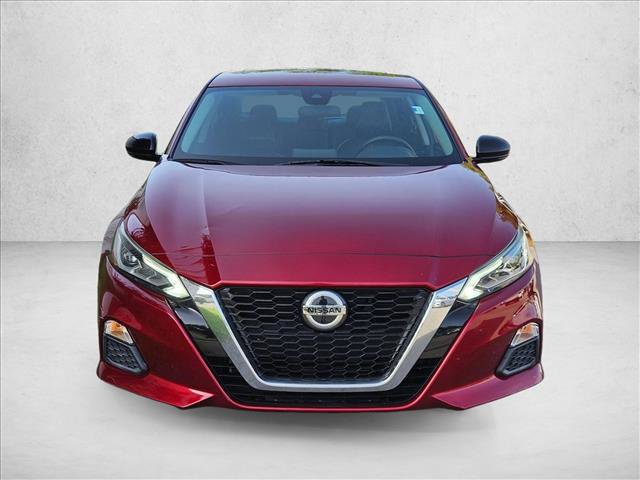 Used 2020 Nissan Altima 2.5 SR w/ Premium Package FWD video 2