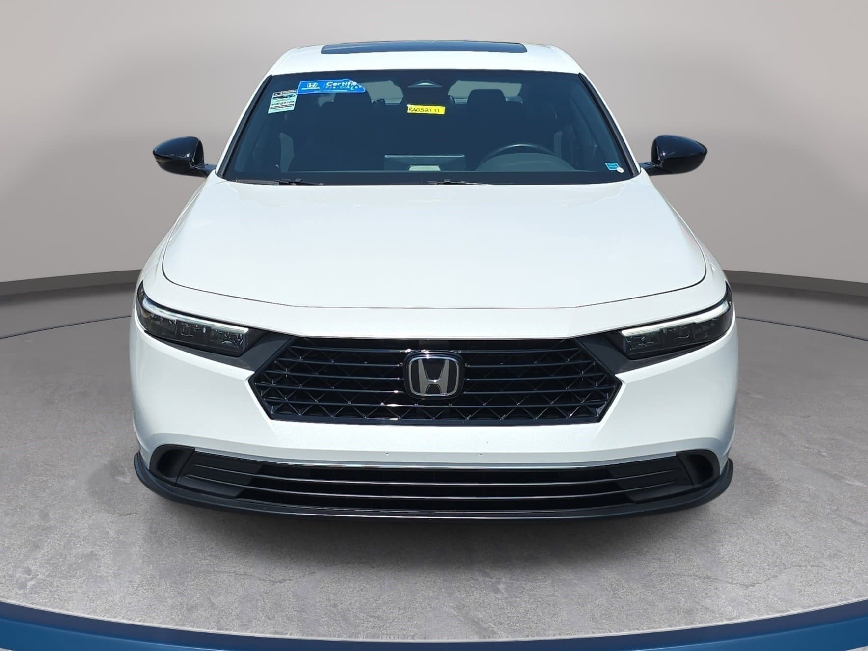 Used 2024 Honda Accord Sport image 2