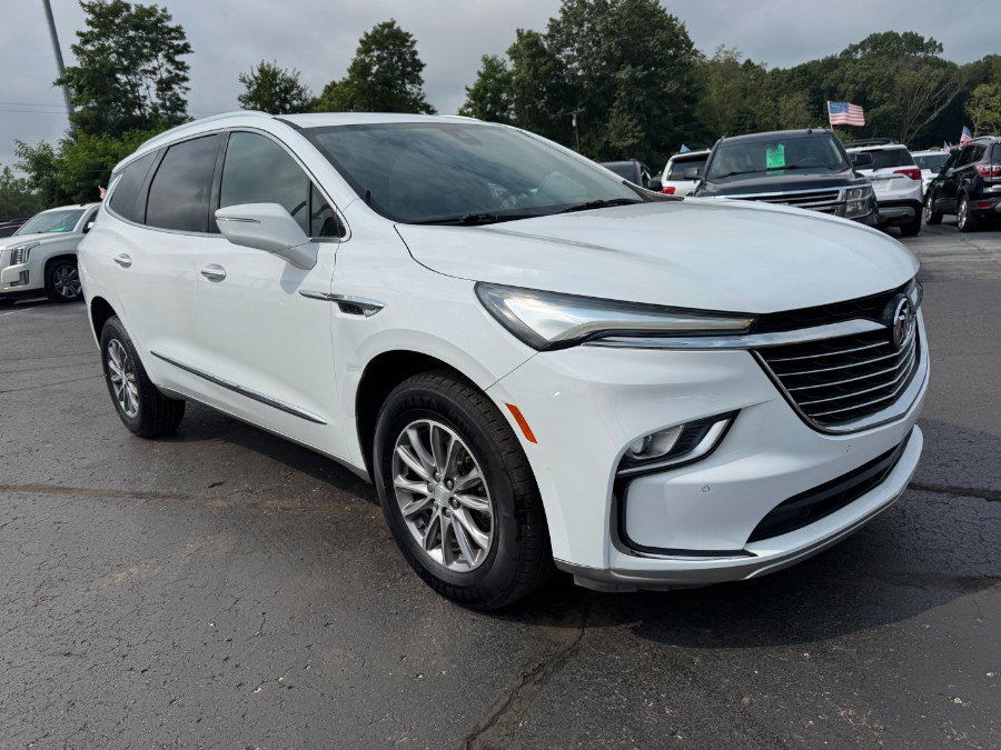 Used 2022 Buick Enclave Essence FWD image 7