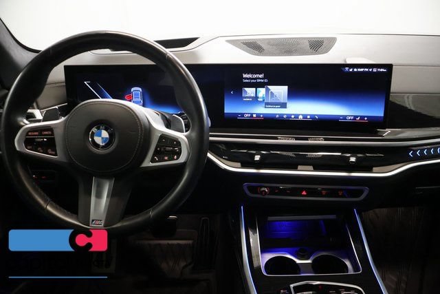 Used 2024 BMW X7 xDrive40i w/ Executive Package AWD/4WD image 14
