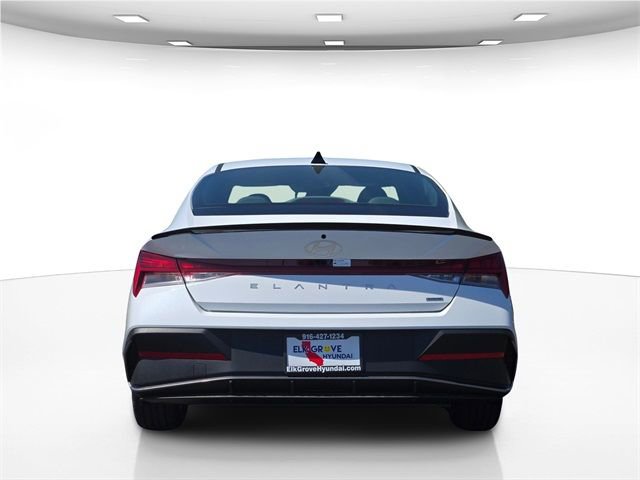New 2025 Hyundai Elantra SEL image 8