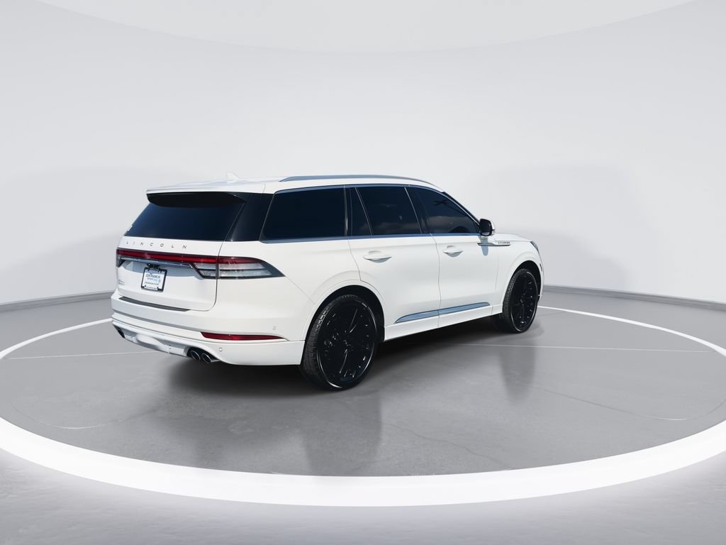 Used 2021 Lincoln Aviator Reserve w/ Equipment Group 208A AWD/4WD image 8