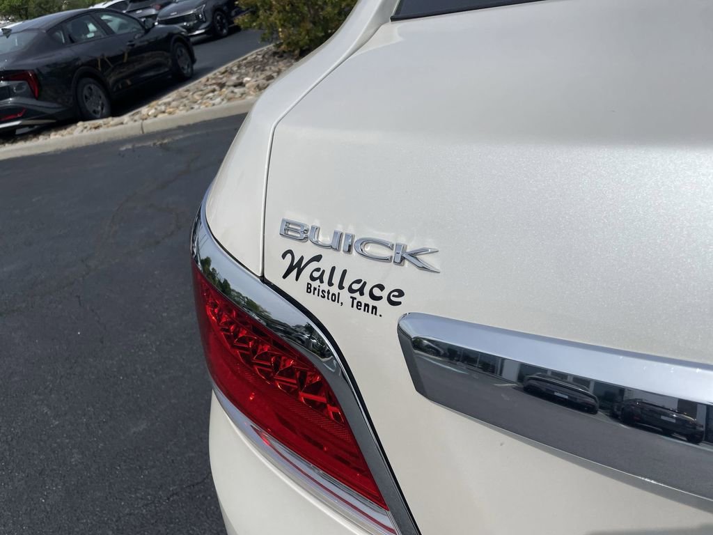 Used 2013 Buick LaCrosse Touring FWD image 7