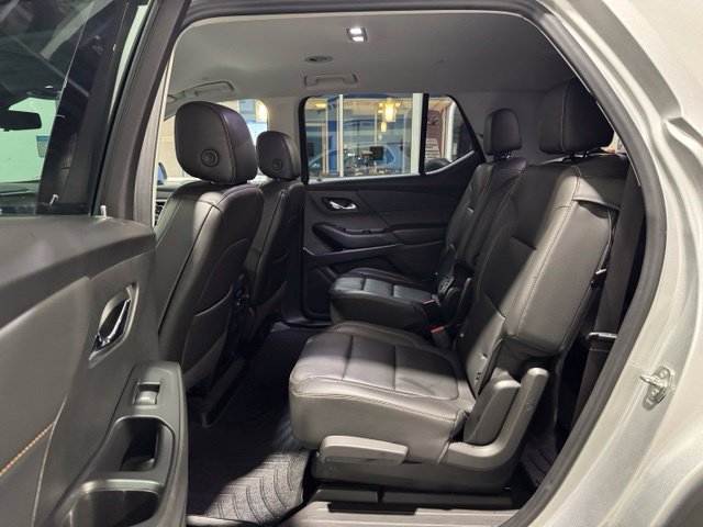 Used 2021 Chevrolet Traverse RS FWD image 8