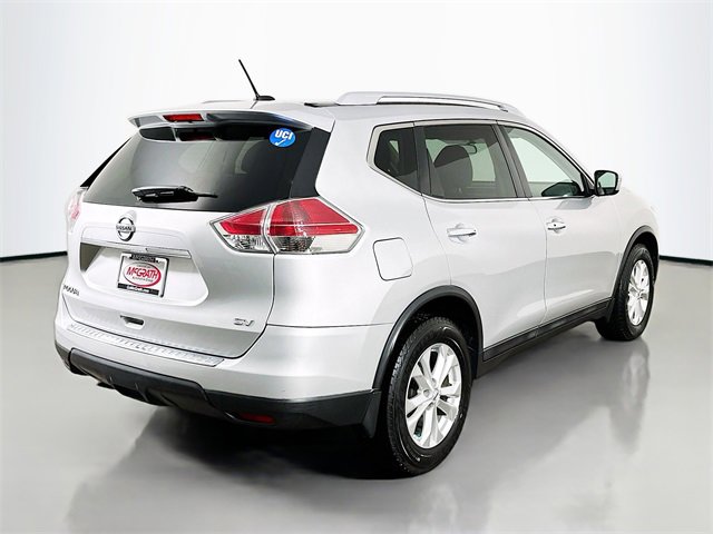 Used 2016 Nissan Rogue SV w/ SV Moonroof Package image 17