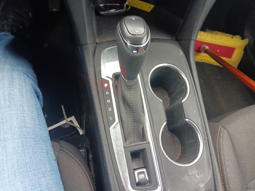 Used 2020 Chevrolet Equinox LT image 25