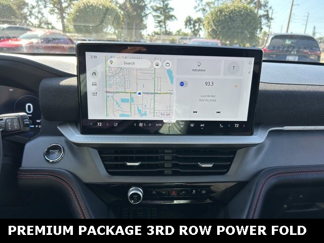 Used 2025 Ford Explorer ST-Line w/ Premium Package image 24