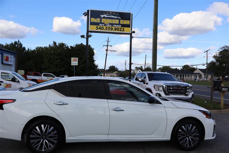 Used 2025 Nissan Altima 2.5 SV image 4