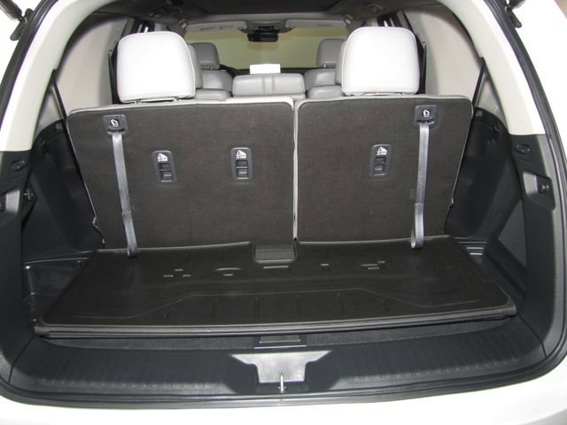 Certified 2024 Honda Pilot Touring image 17