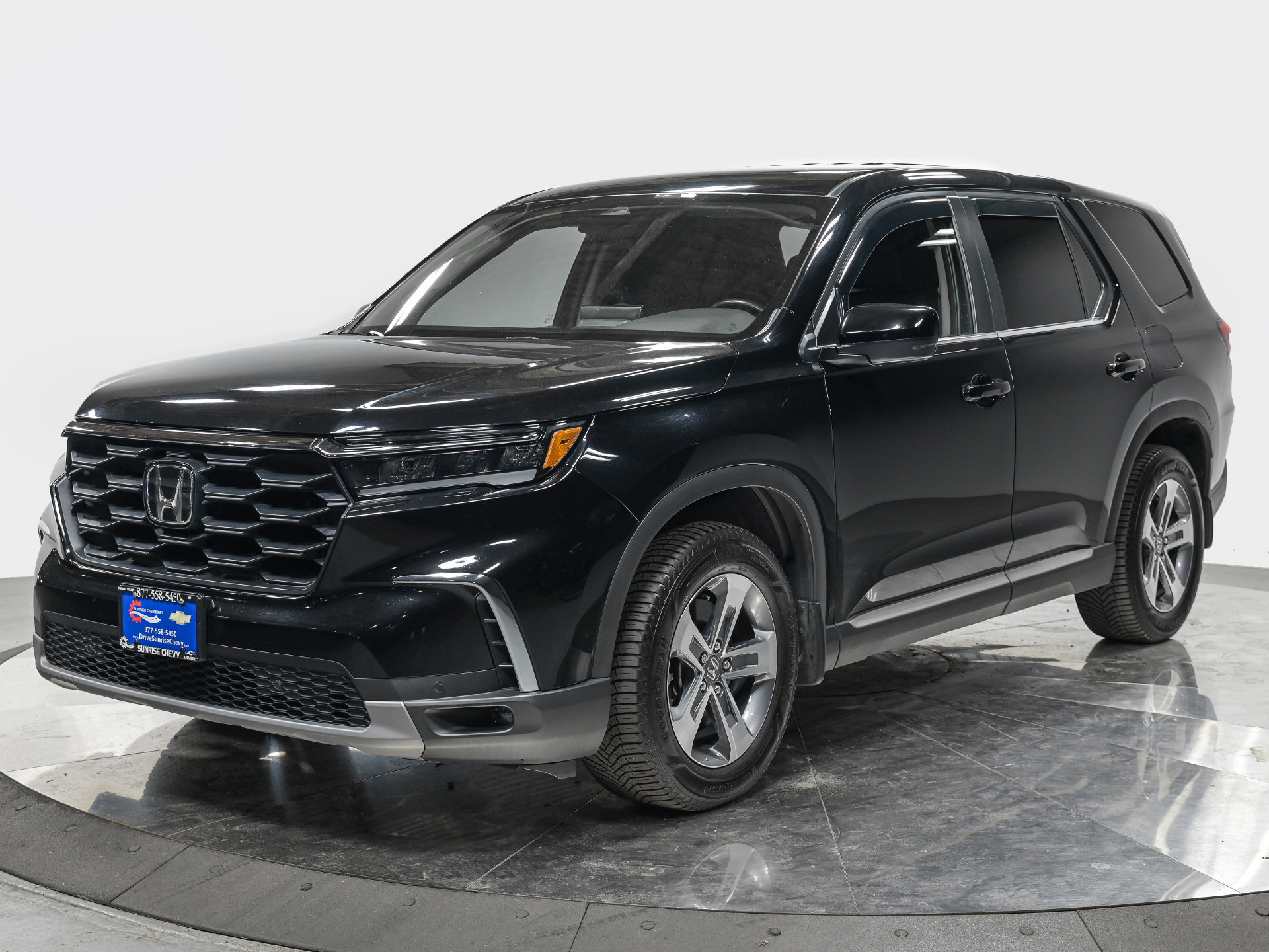 Used 2025 Honda Pilot EX-L image 1