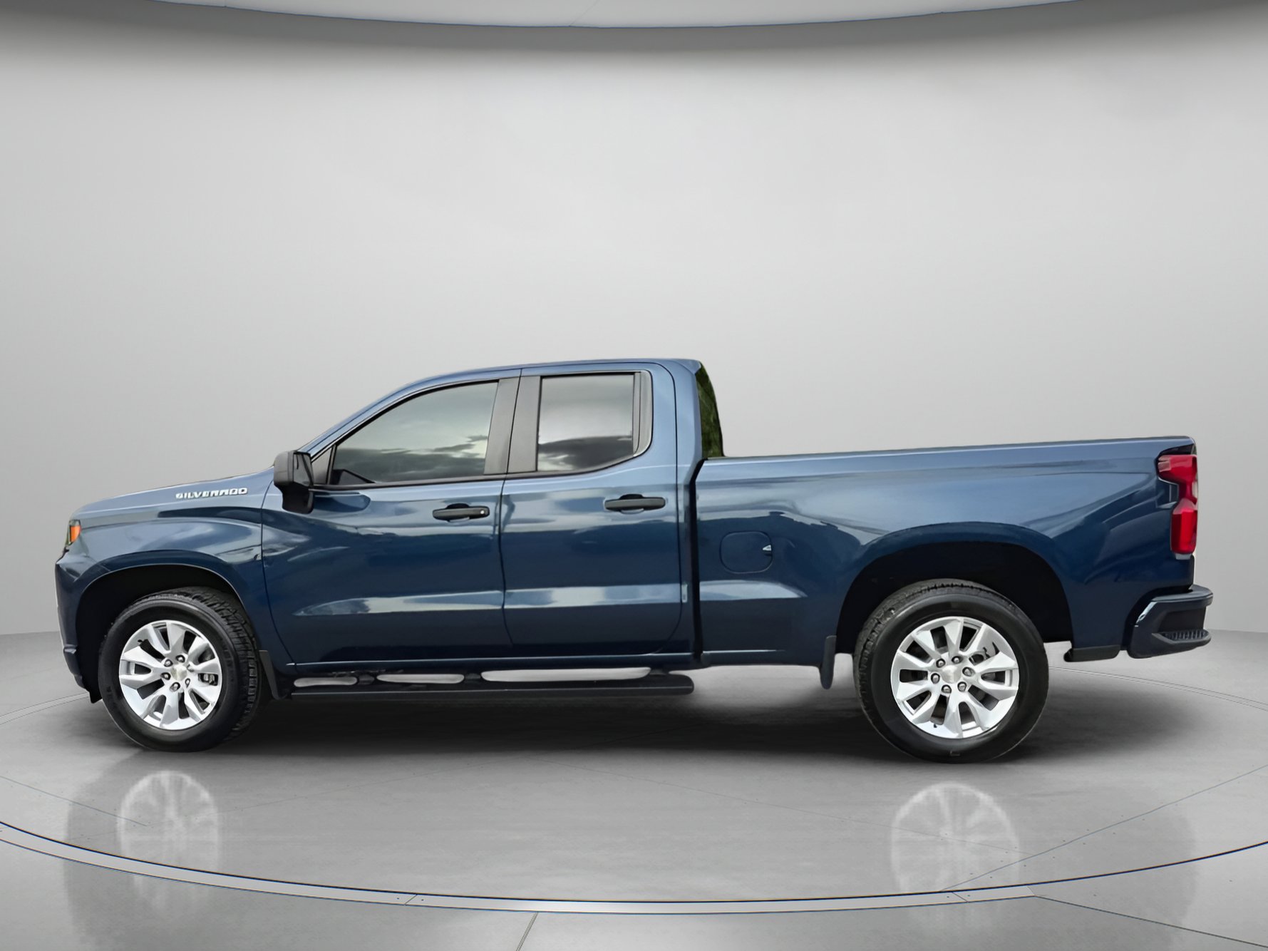 Used 2019 Chevrolet Silverado 1500 Custom w/ Custom Convenience Package image 17