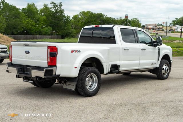 Used 2023 Ford F350 Lariat w/ Lariat Ultimate Package AWD/4WD image 6