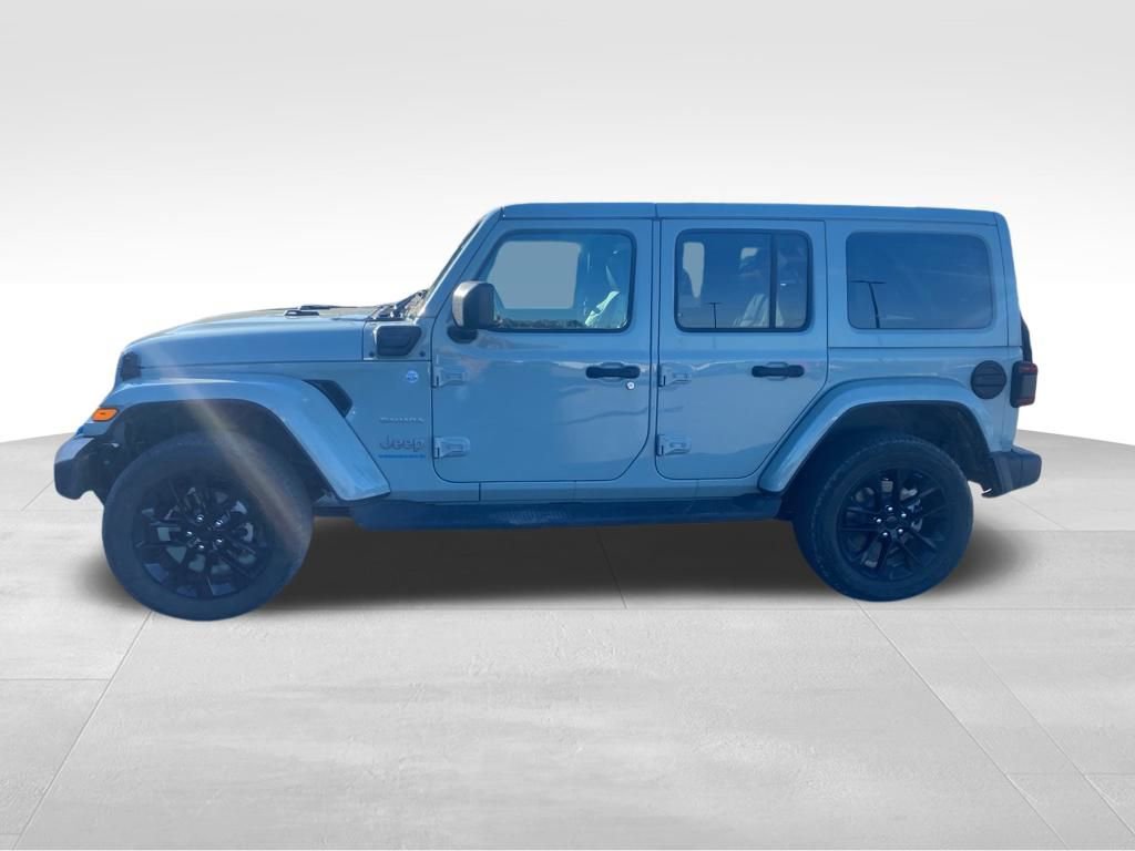 Used 2023 Jeep Wrangler Unlimited Sahara w/ Cold Weather Group image 2