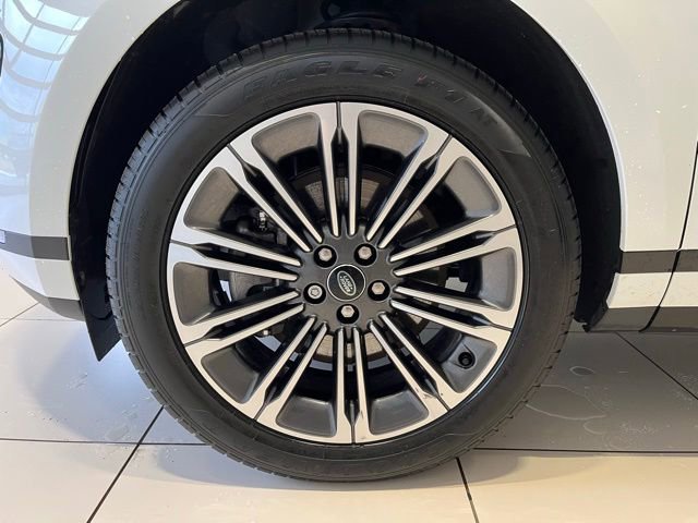 Used 2024 Land Rover Range Rover Evoque S AWD/4WD image 17