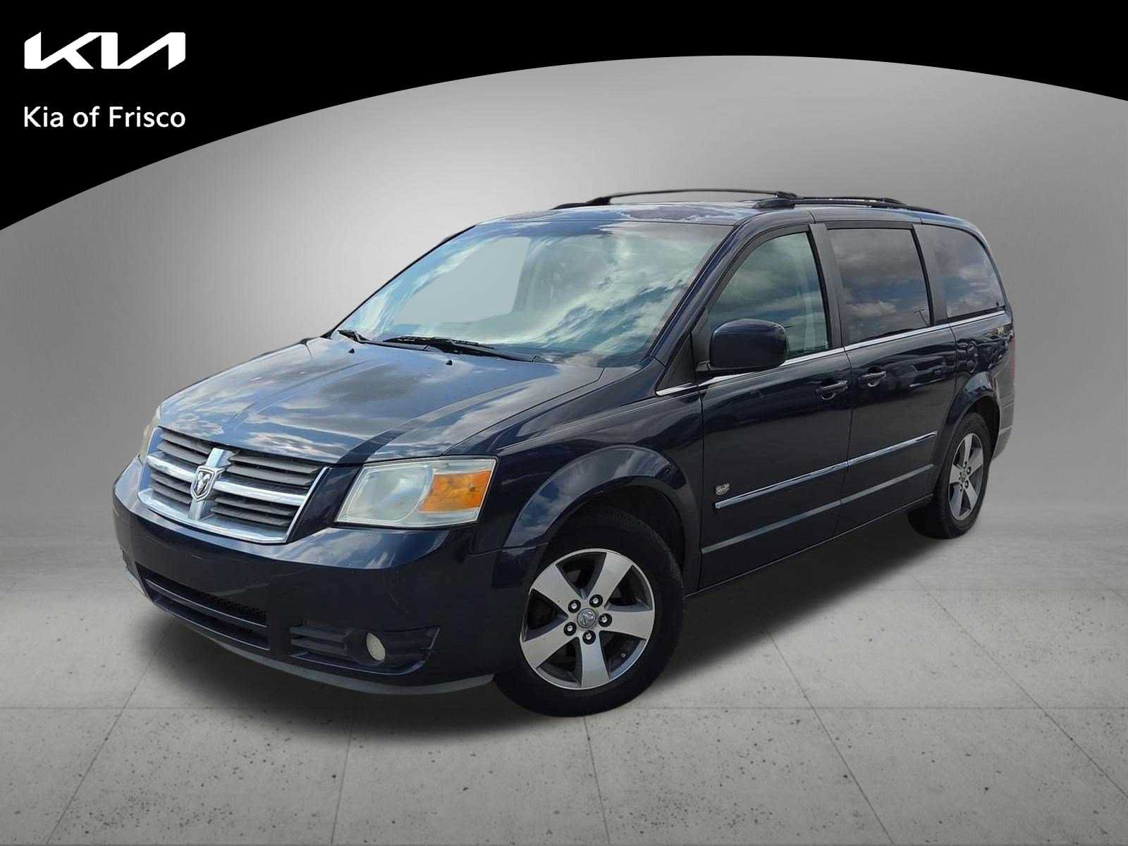Used 2009 Dodge Grand Caravan SXT FWD image 1