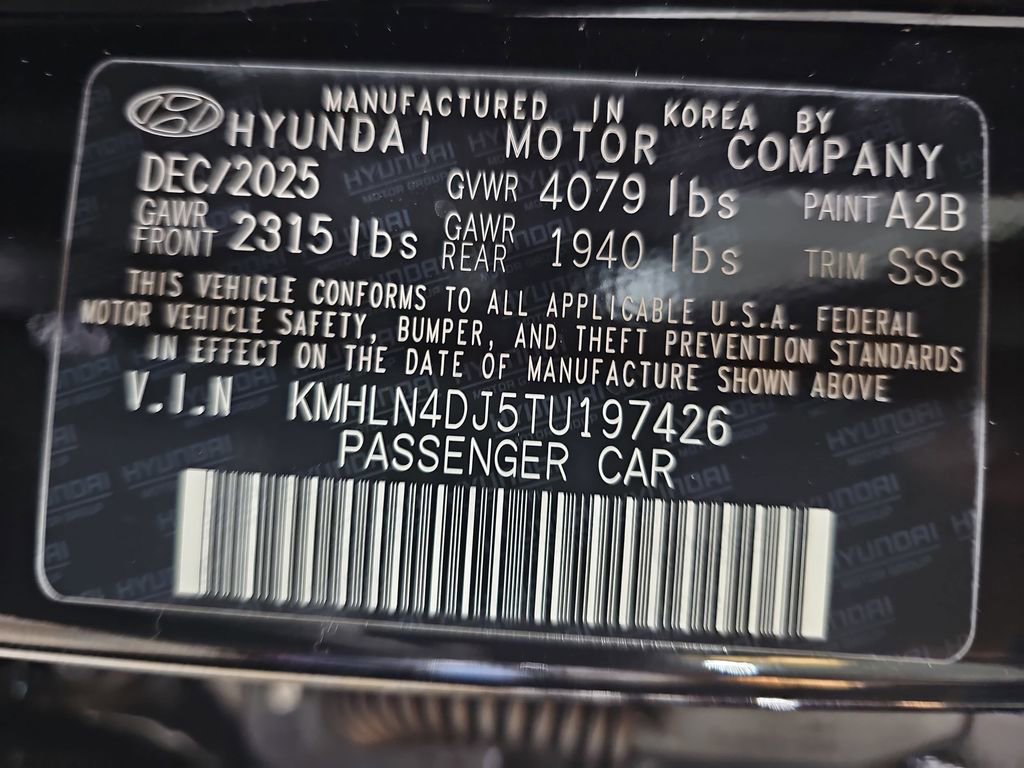 New 2026 Hyundai Elantra Limited image 35