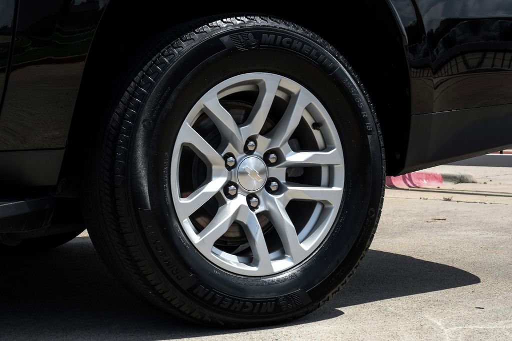 Used 2023 Chevrolet Suburban LT RWD image 60