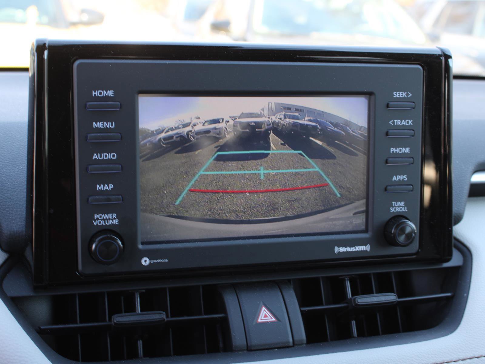 Used 2021 Toyota RAV4 XLE w/ Convenience Package image 15