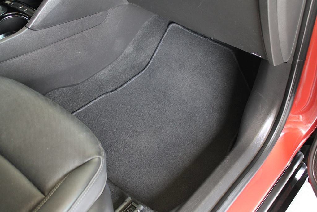 Used 2024 Buick Encore GX Sport Touring w/ Comfort Package FWD image 43