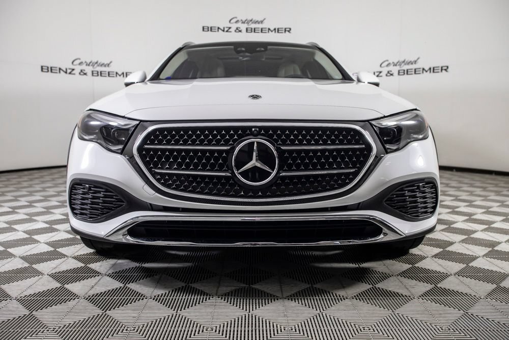 Used 2024 Mercedes-Benz E 450 4MATIC All-Terrain Wagon image 5